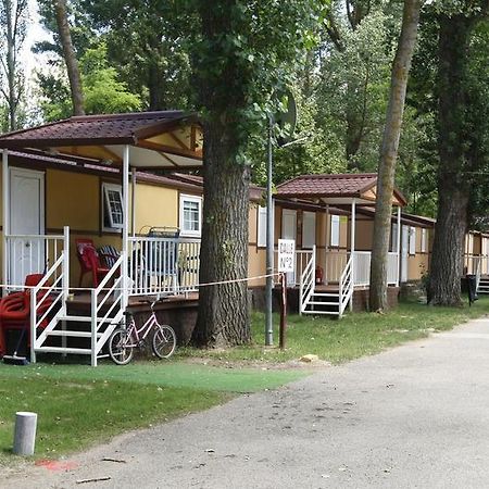 Camping Fuentes Blancas Бургос Номер фото