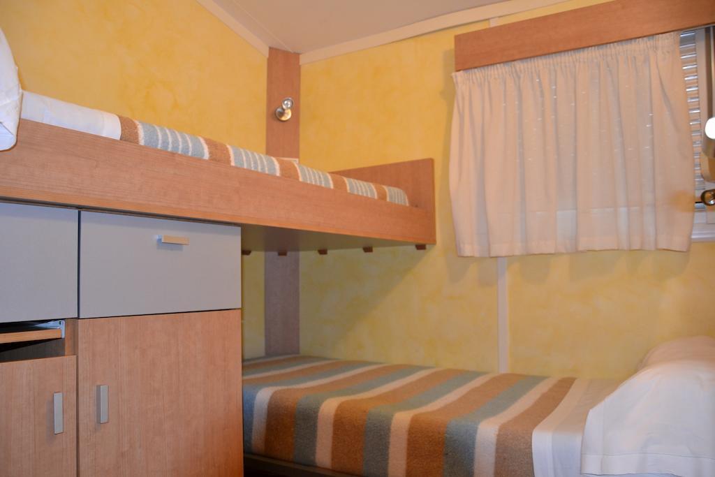 Camping Fuentes Blancas Бургос Экстерьер фото
