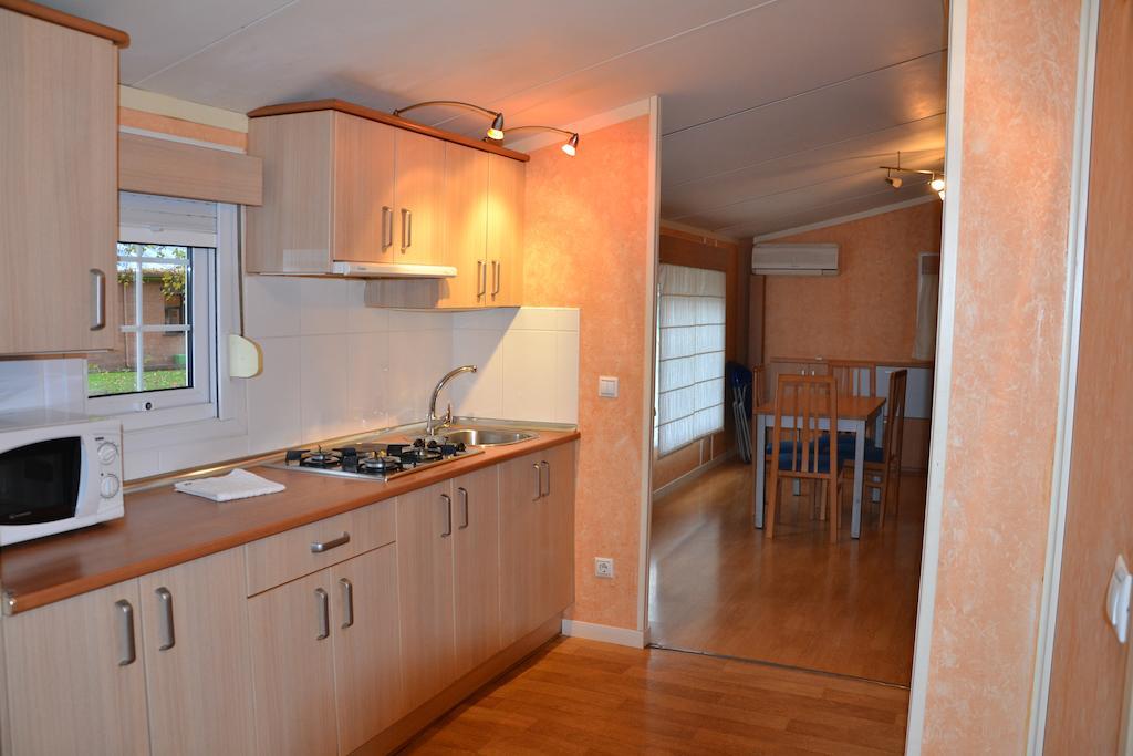 Camping Fuentes Blancas Бургос Экстерьер фото