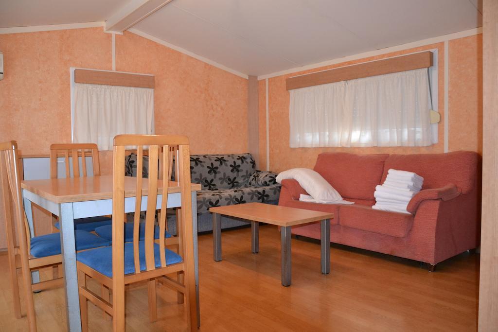 Camping Fuentes Blancas Бургос Экстерьер фото