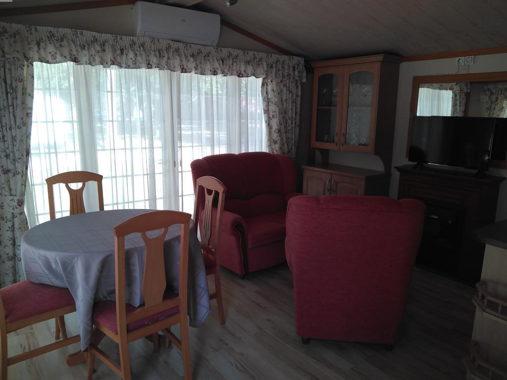 Camping Fuentes Blancas Бургос Экстерьер фото